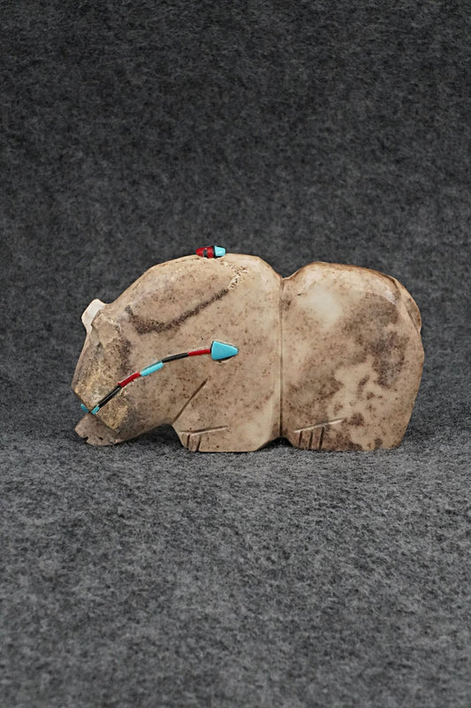 Bear Zuni Fetish Carving - Danette Laate