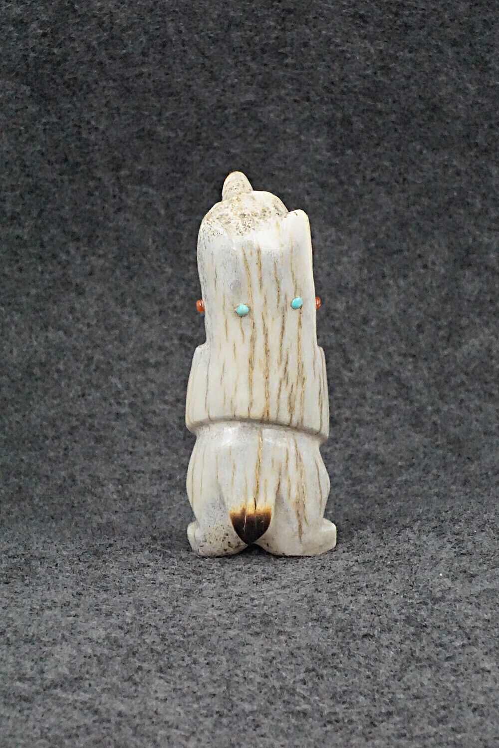 Bear Zuni Fetish Carving - Claudia Peina