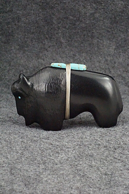 Buffalo Zuni Fetish Carving - Herbert Halate