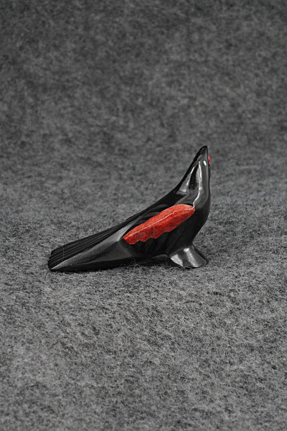 Crow Zuni Fetish Carving - Calvert Bowanie