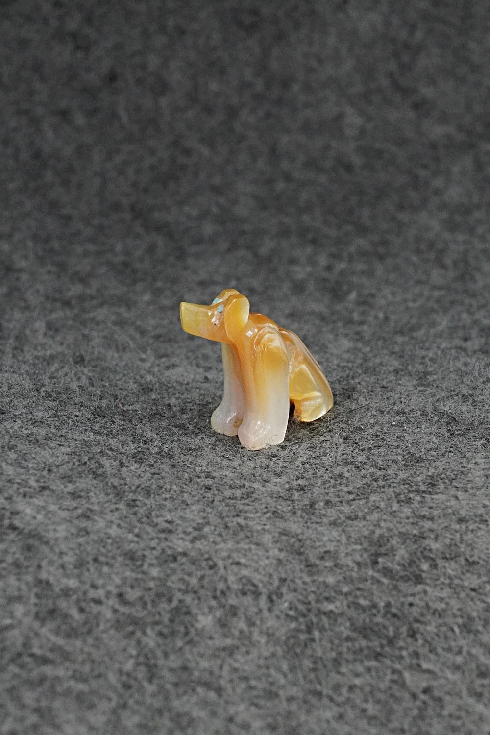 Bear Zuni Fetish Carving - Eugene Bowkety