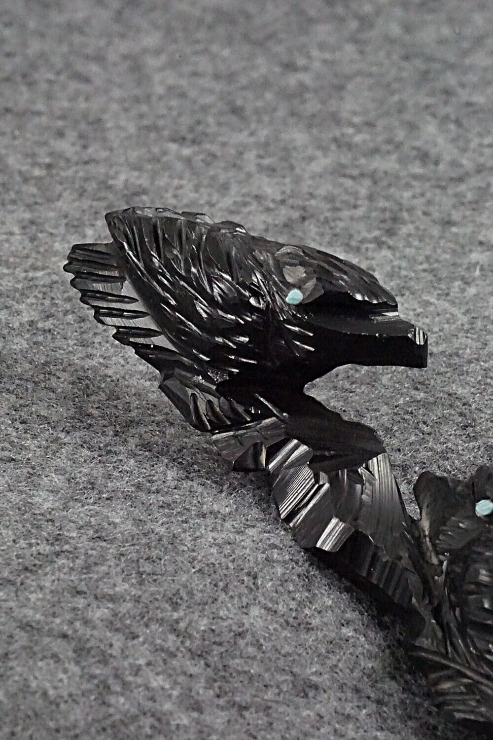 Crow Zuni Fetish Carving - Tony Mackel