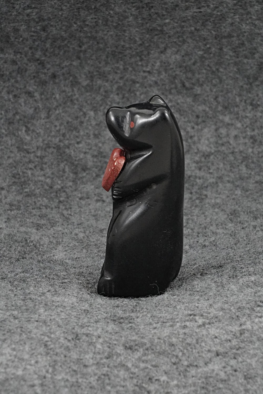 Bear Zuni Fetish Carving - Justin Red Elk
