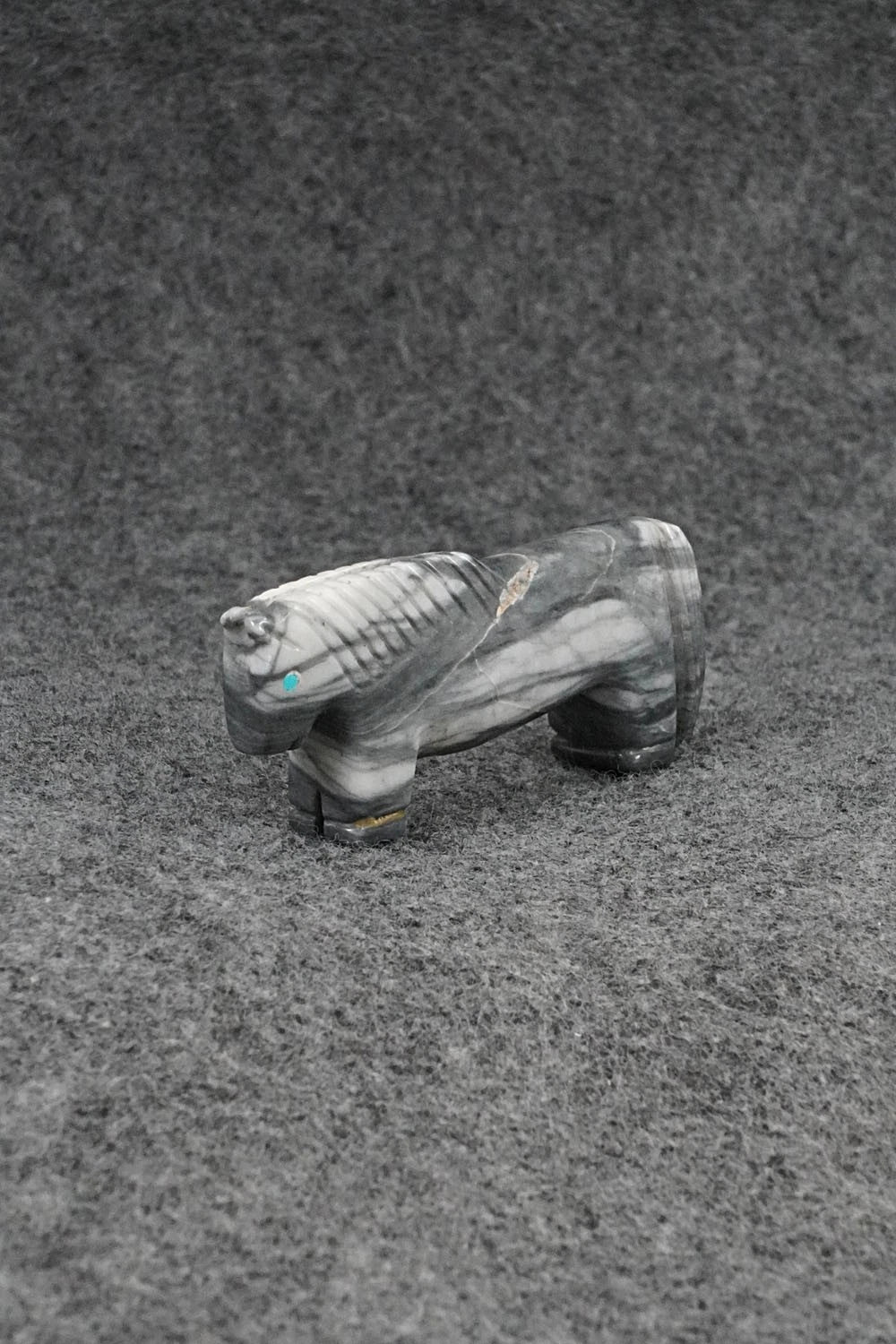 Horse Zuni Fetish Carving - Brian Yunie