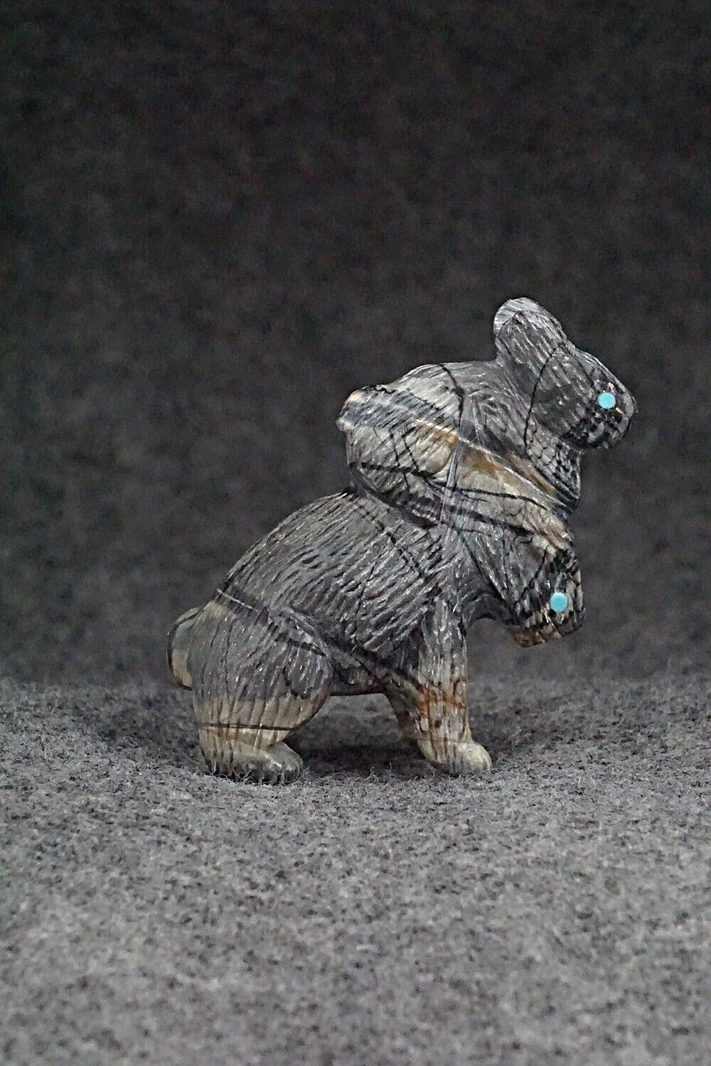 Rabbits Zuni Fetish Carving - Lindsey Cheama