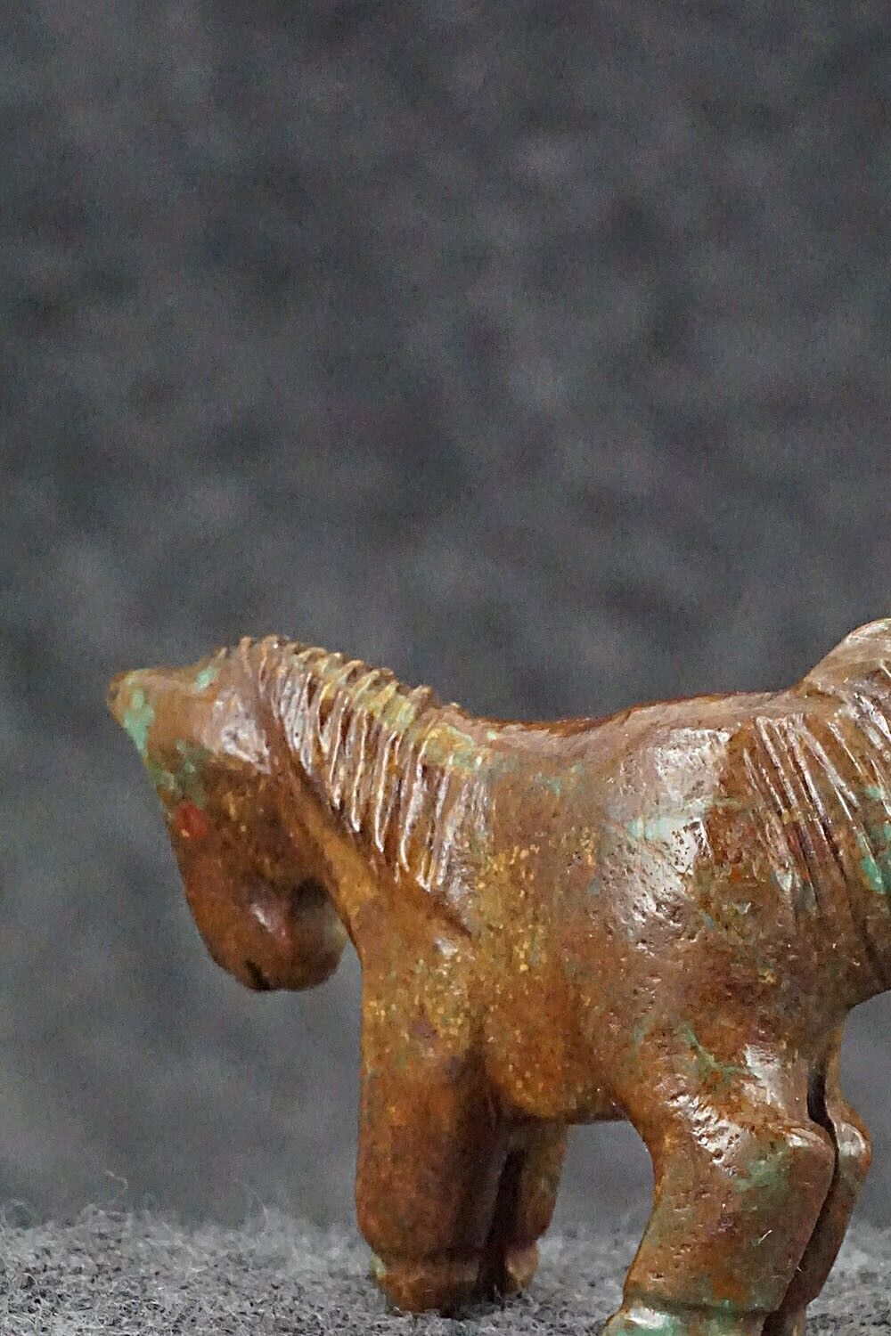 Horse Zuni Fetish Carving - Andres Quandelacy