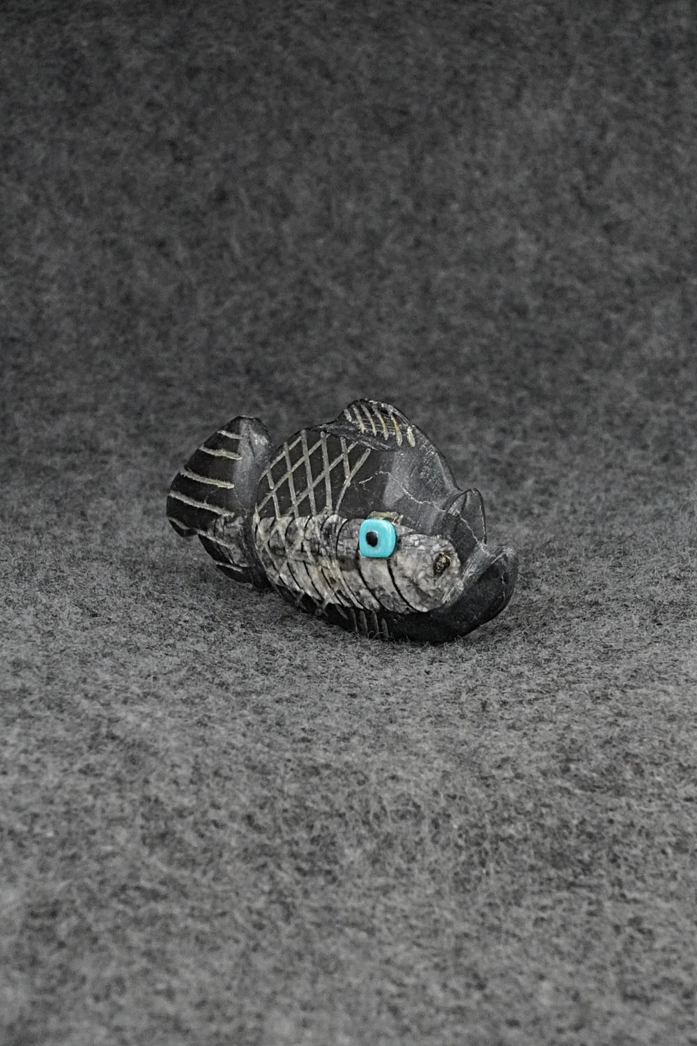 Fish Zuni Fetish Carving - Danette Laate