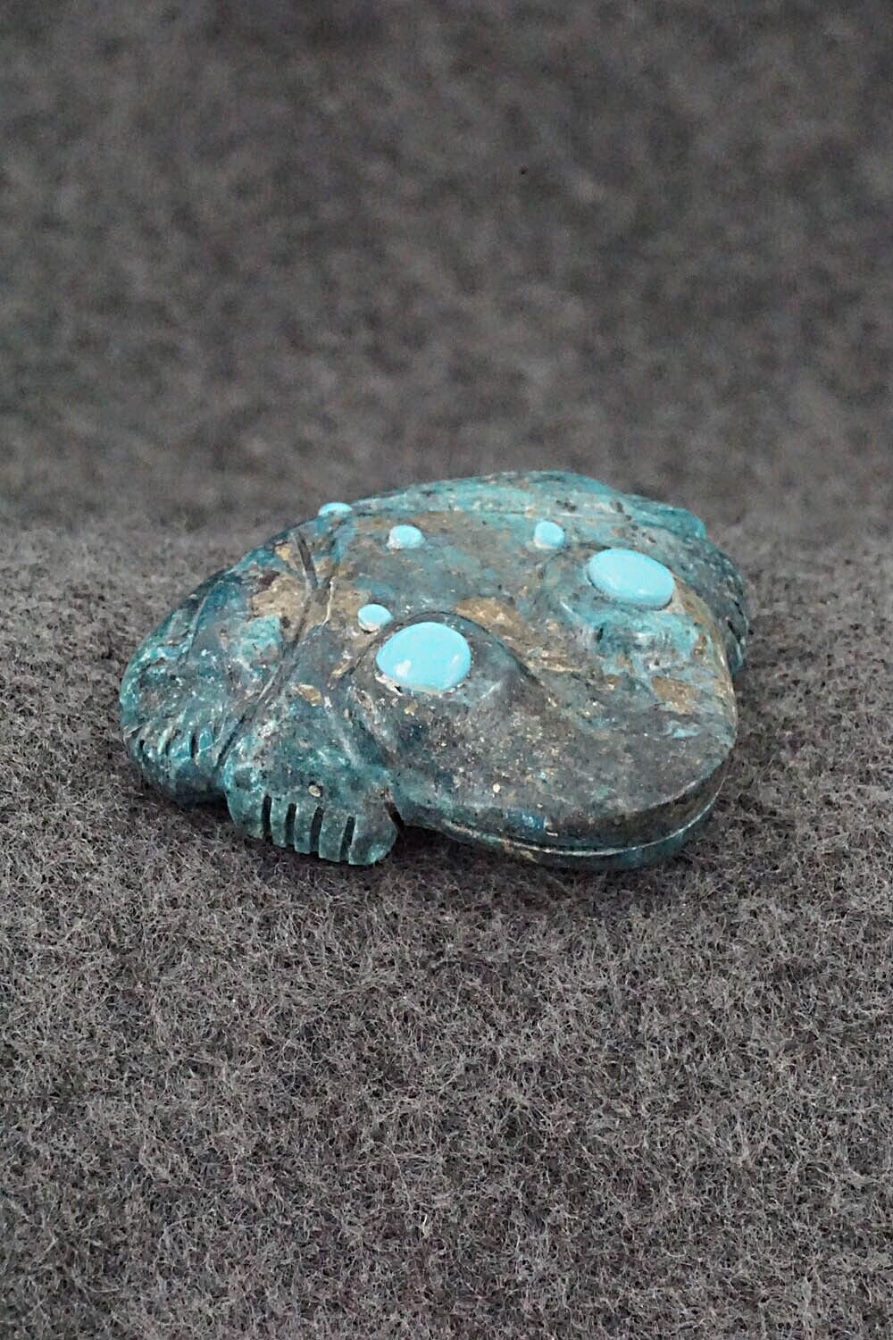 Frog Zuni Fetish Carving - Reynold Lunasee