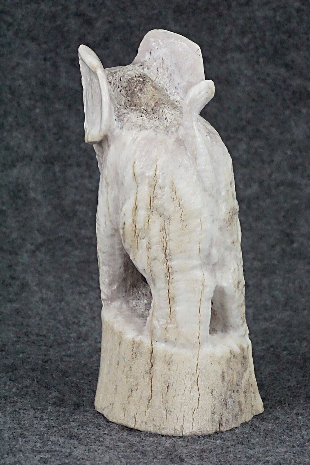 Elephant Zuni Fetish Carving - Maxx Laate