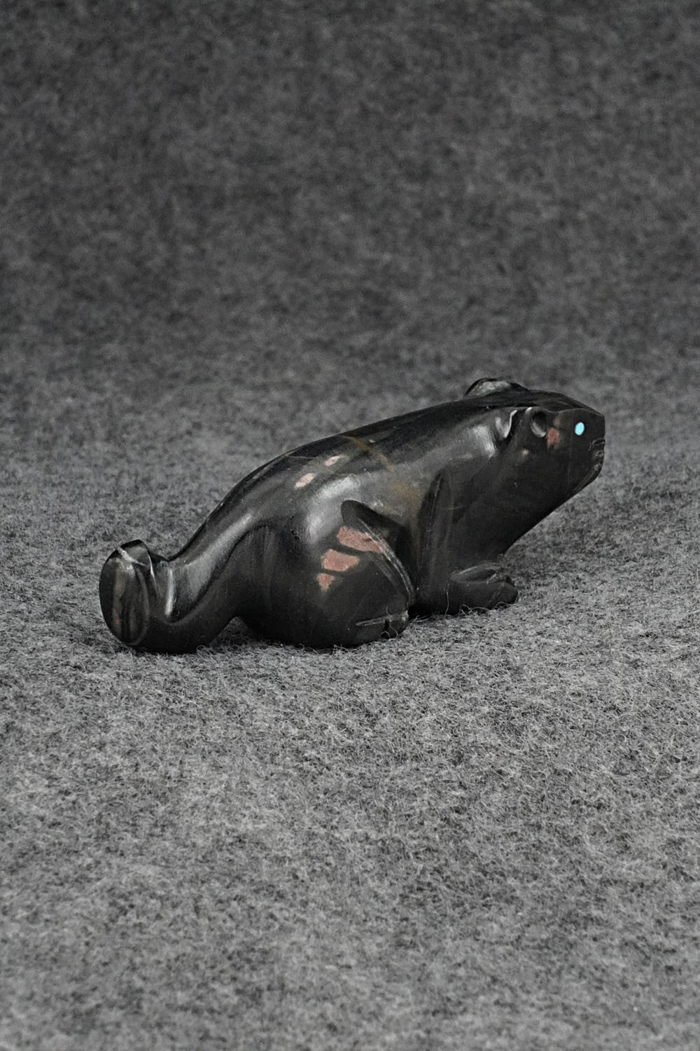 Mountain Lion Zuni Fetish Carving - David Chavez