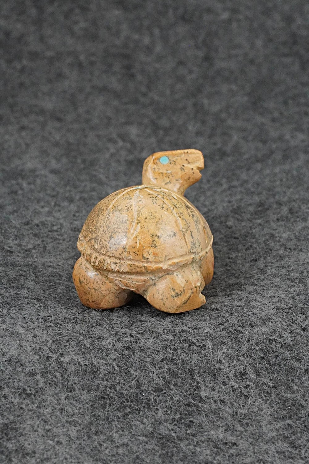 Turtle Zuni Fetish Carving - Freddie Leekya