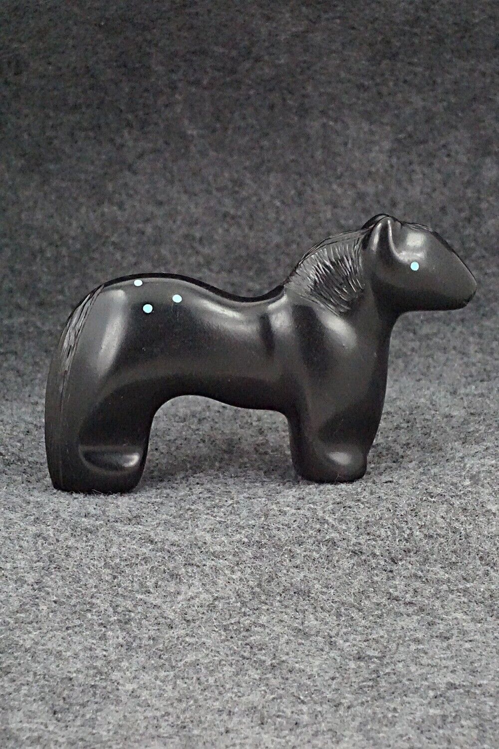 Horse Zuni Fetish Carving - Herbert Halate