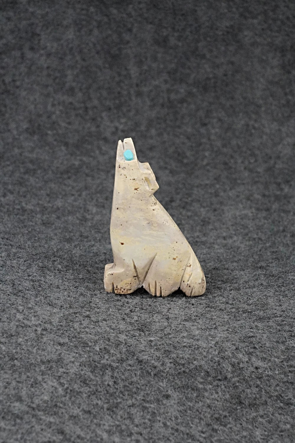 Wolf Zuni Fetish Carving - Cody Chavez