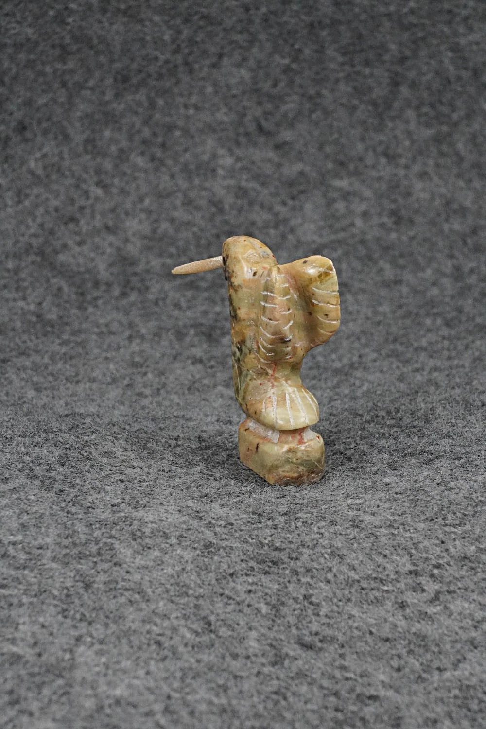 Hummingbird Zuni Fetish Carving - Justin Red Elk