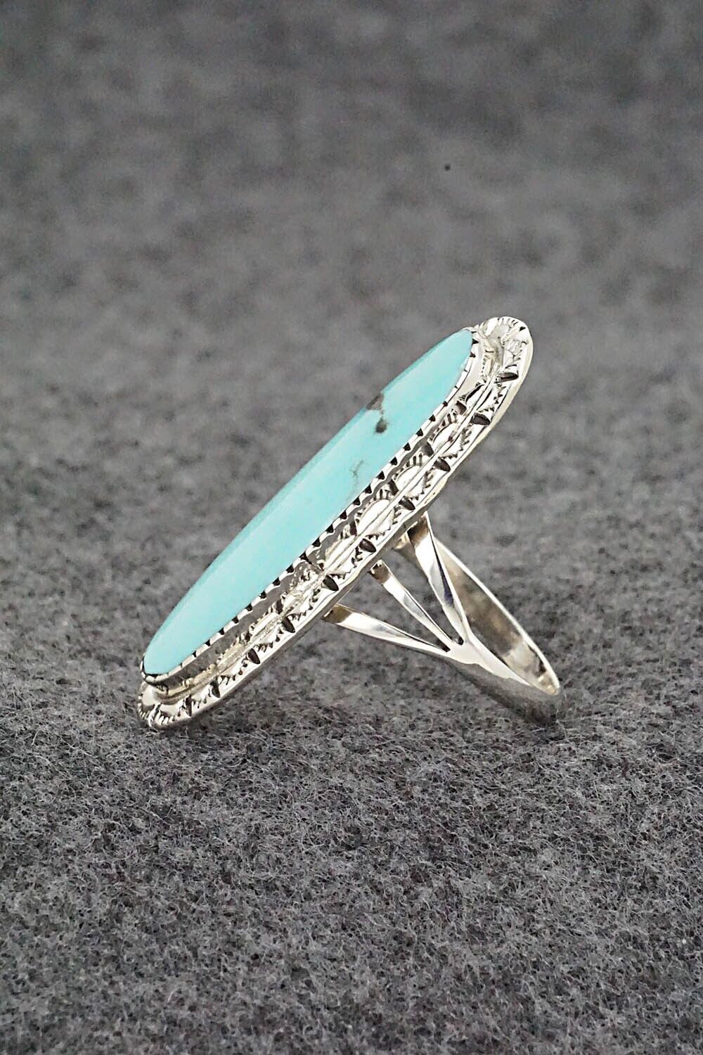Turquoise & Sterling Silver Ring - Mike Smith - Size 9