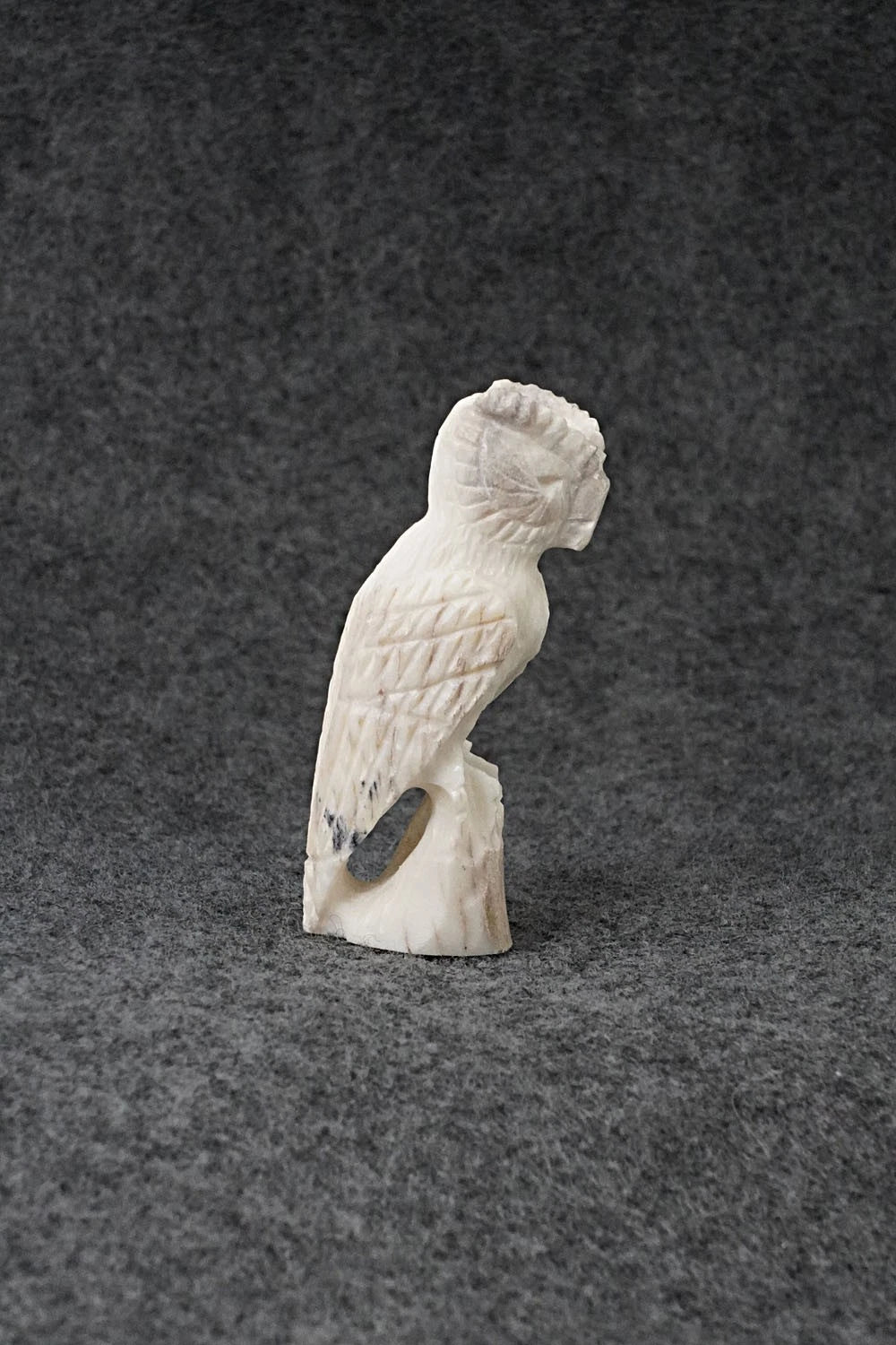 Owl Zuni Fetish Carving - Chris Peina