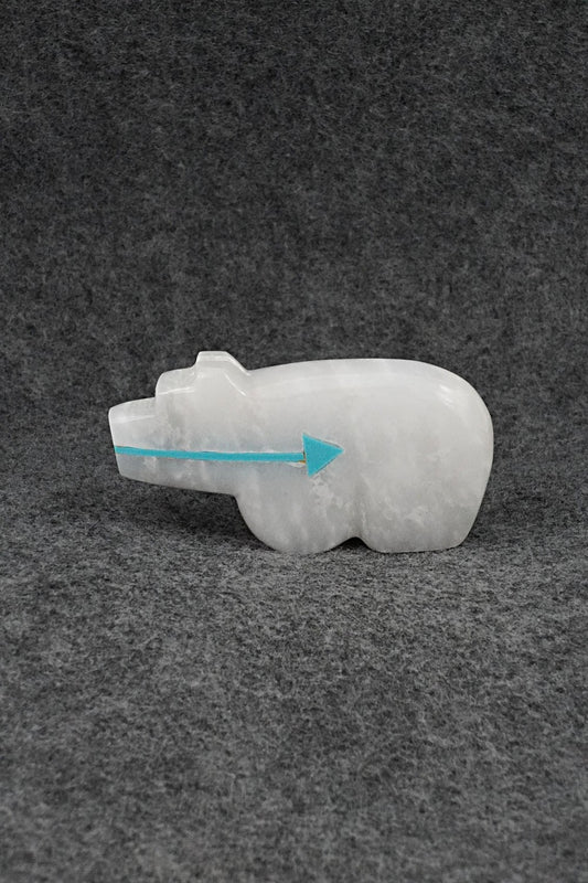 Bear Zuni Fetish Carving - Bernard Laiwakete