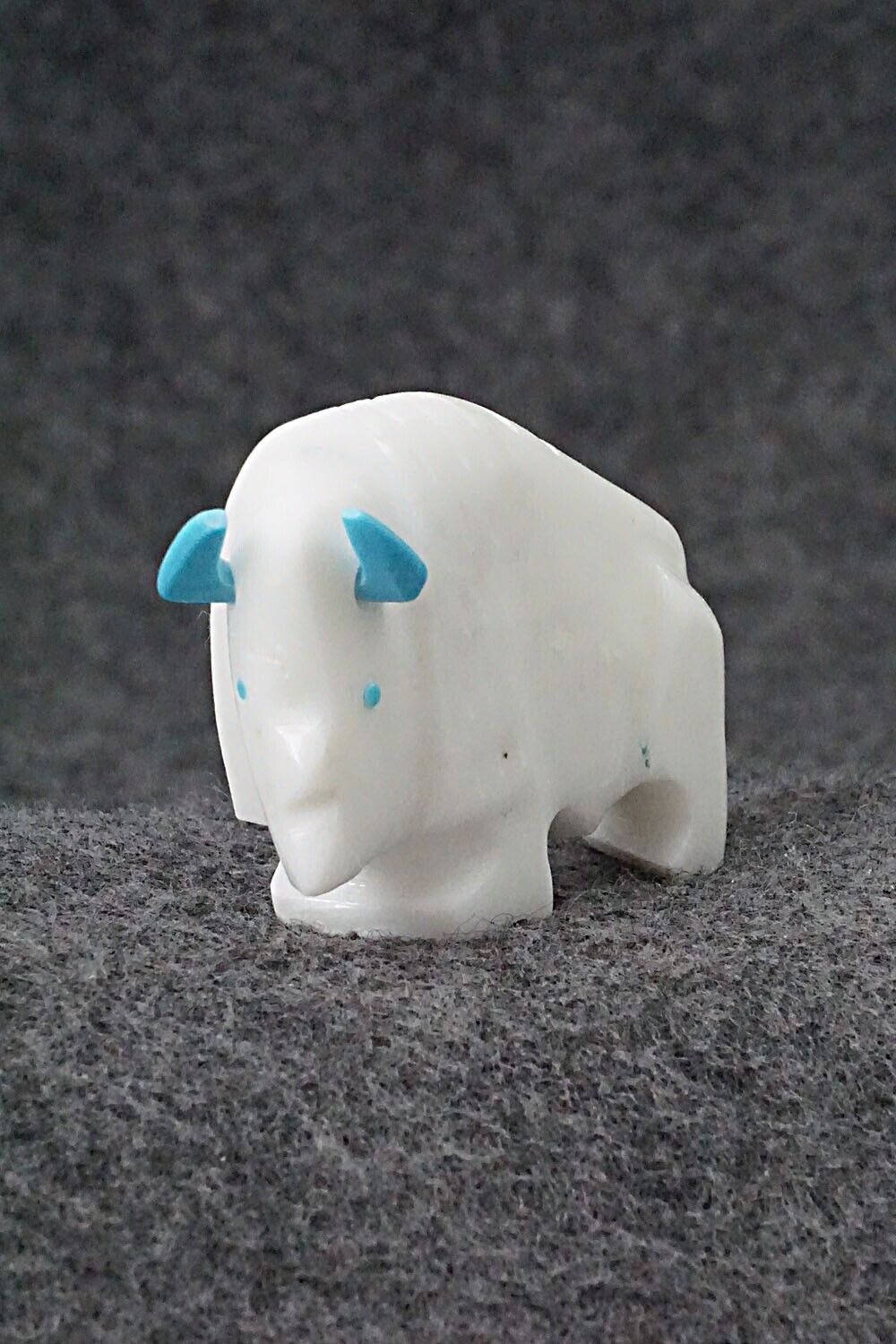 Buffalo Zuni Fetish Carving - Todd Etsate
