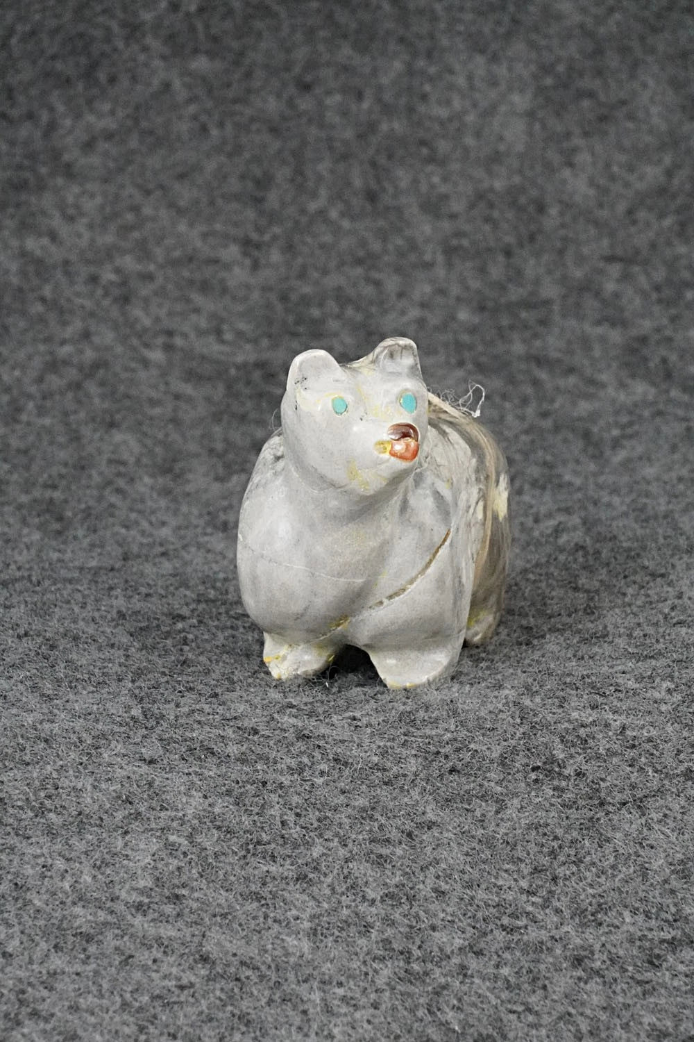 Bear Zuni Fetish Carving - Freddie Leekya