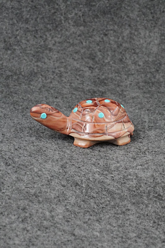 Turtle Zuni Fetish Carving - Ronnie Lunasee