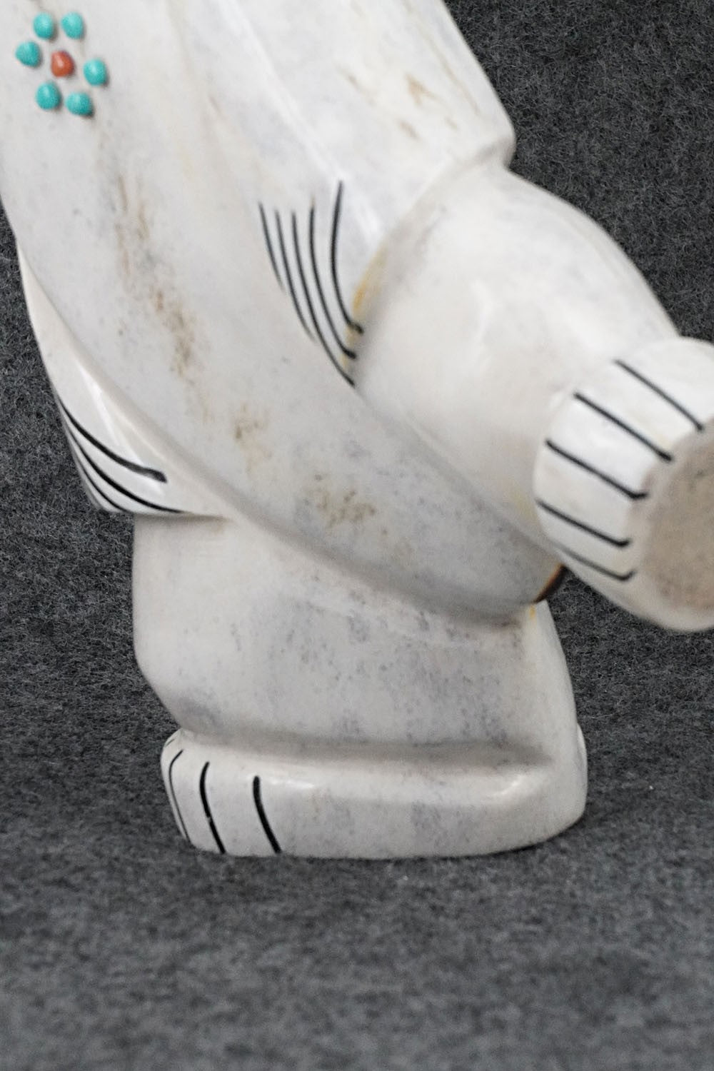 Dancing Bear Zuni Fetish Carving - Claudia Peina
