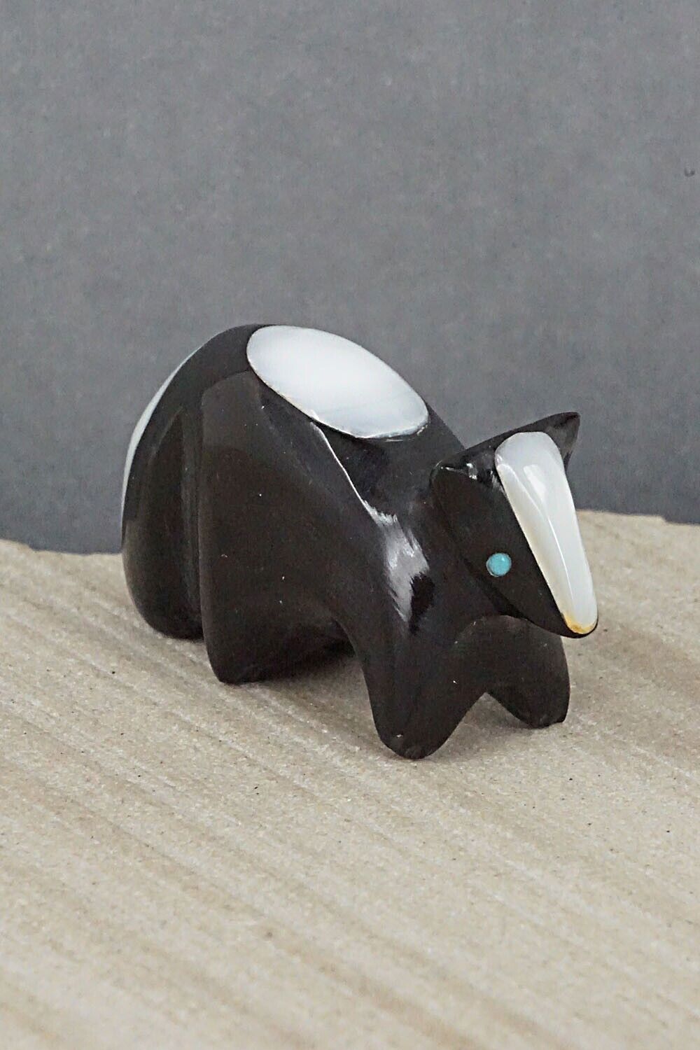 Skunk Zuni Fetish Carving - Calvert Bowannie