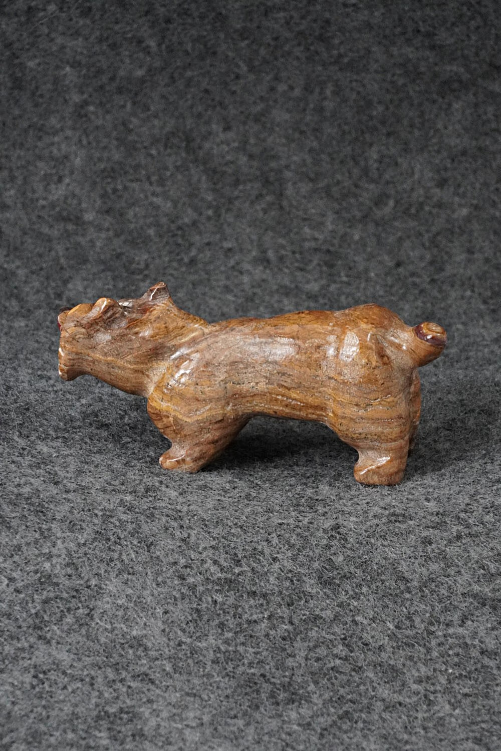 Bobcat Zuni Fetish Carving - Freddie Leekya