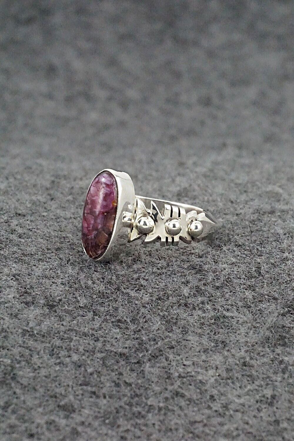 Spiny Oyster & Sterling Silver Ring - Andrew Vandever - Size 6