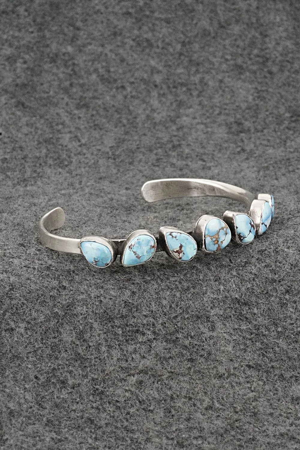 Turquoise & Sterling Silver Bracelet - Verley Betone
