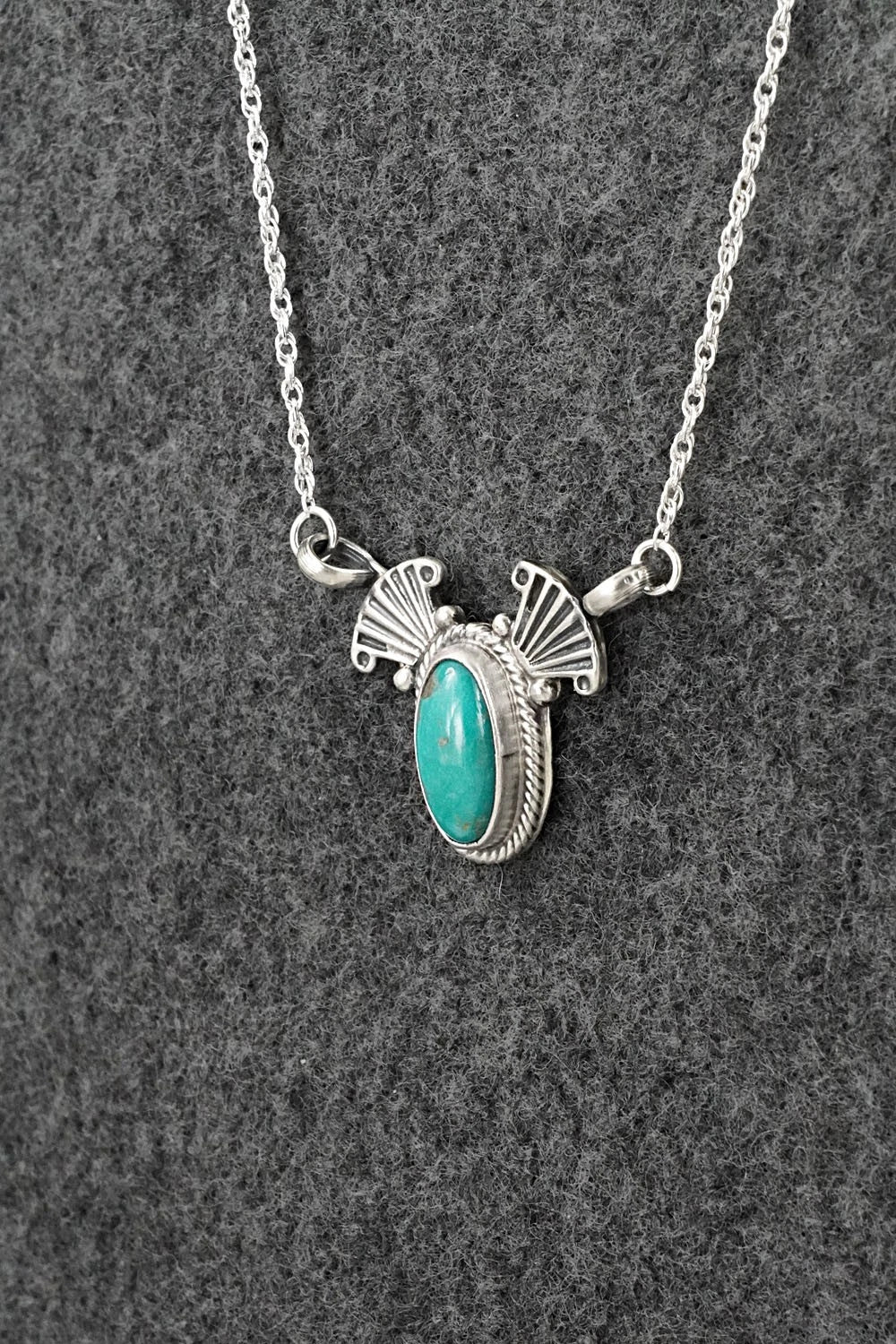 Turquoise & Sterling Silver Necklace - Verley Betone