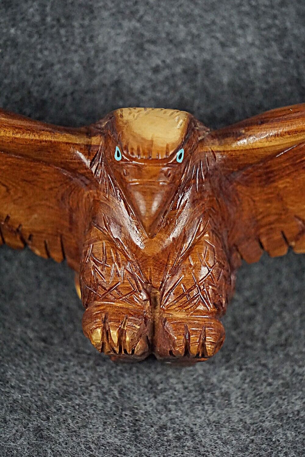 Eagle Zuni Fetish Carving - Chris Nastacio