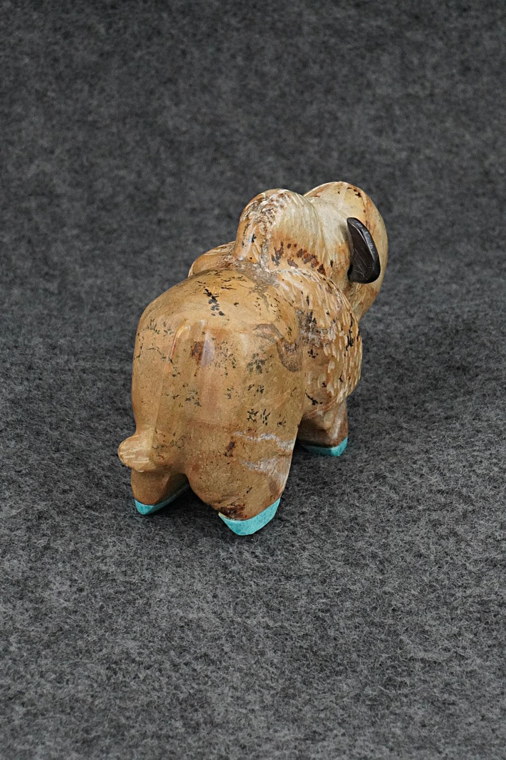 Buffalo Zuni Fetish Carving - Freddie Leekya