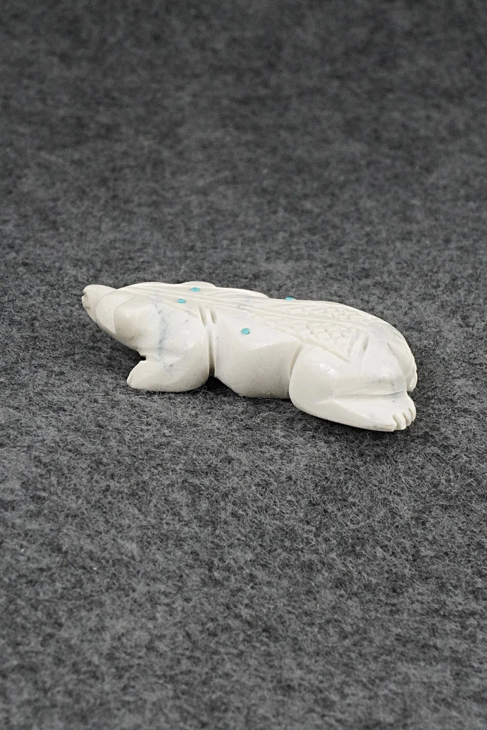 Badger Zuni Fetish Carving - Adrian Cachini