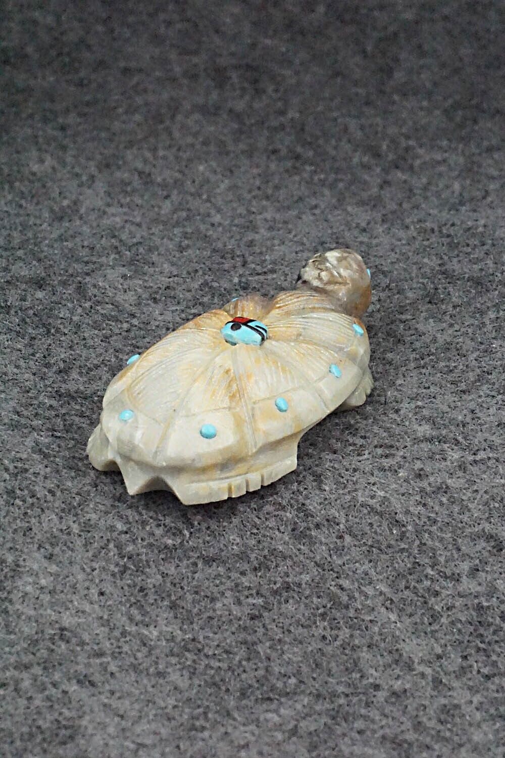 Turtle Zuni Fetish Carving - Danette Laate