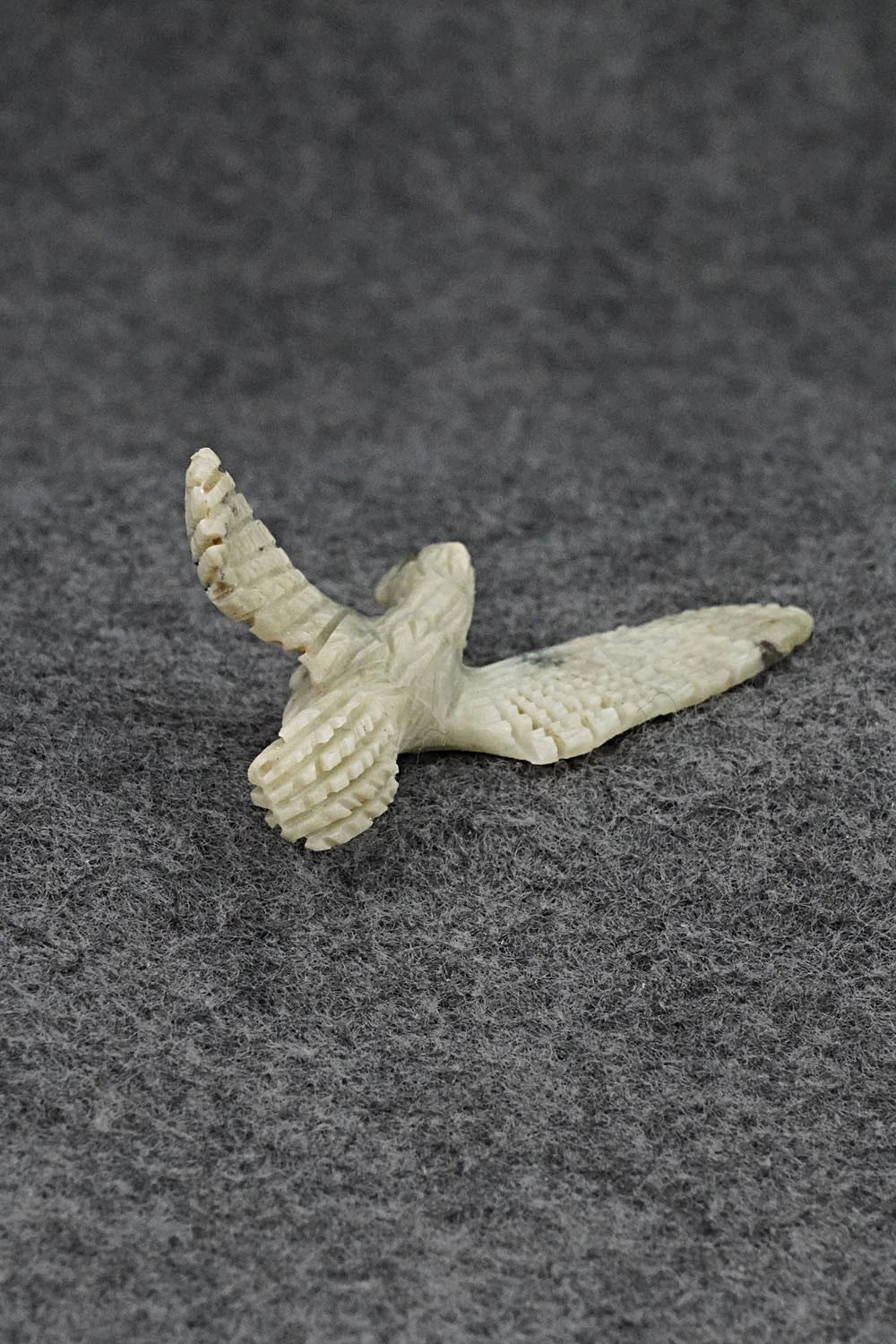 Eagle Zuni Fetish Carving - Cody Cheama