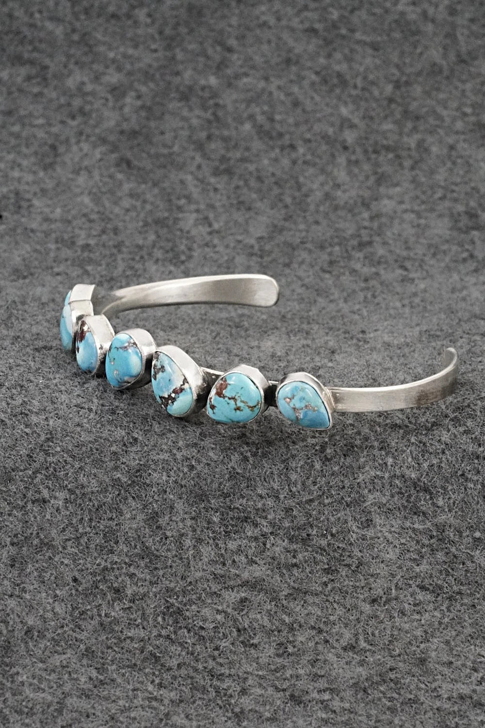 Turquoise & Sterling Silver Bracelet - Verley Betone