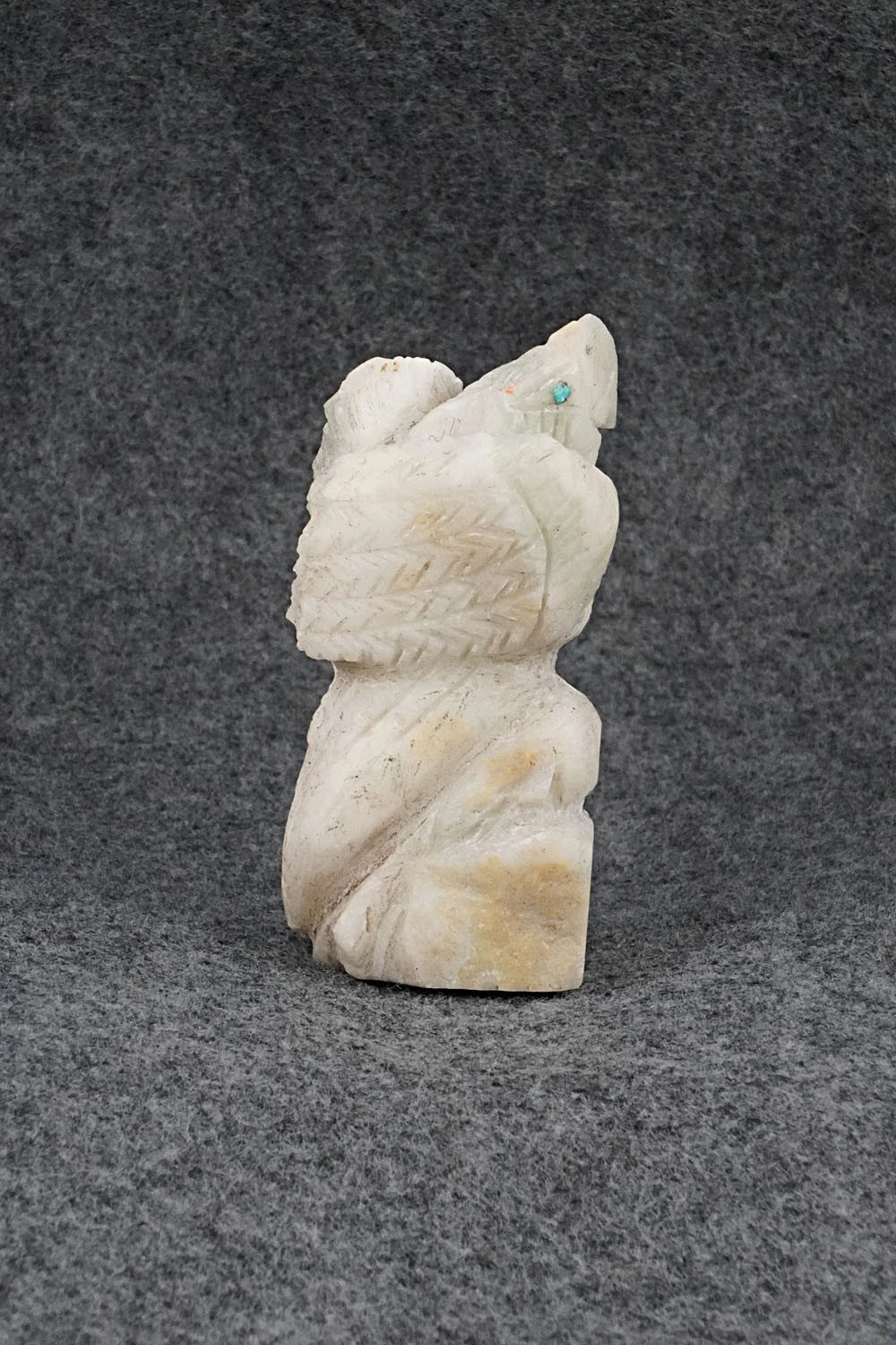 Eagle Zuni Fetish Carving - Jon Quam