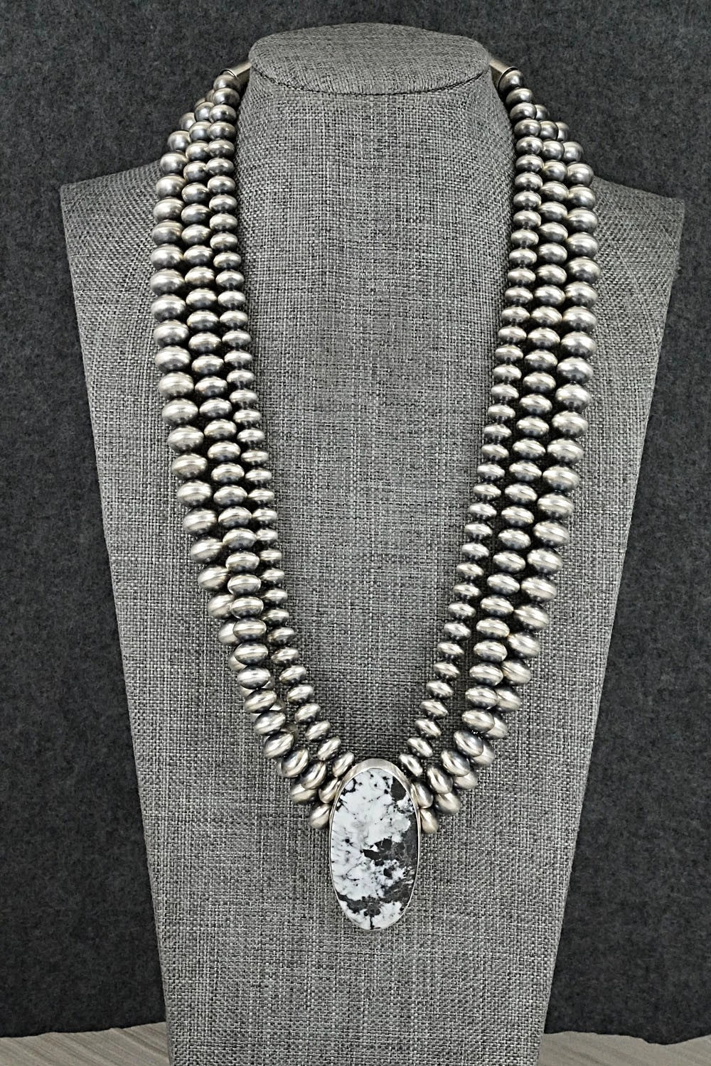 White Buffalo & Sterling Silver Navajo Pearl Necklace - Gruber & Halwood