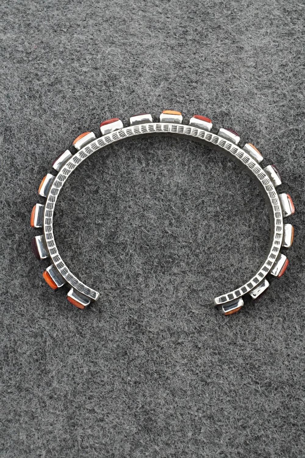 Spiny Oyster & Sterling Silver Bracelet - Ernest Rangel