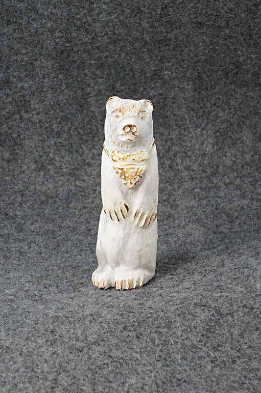 Bear Zuni Fetish Carving - Maxx Laate