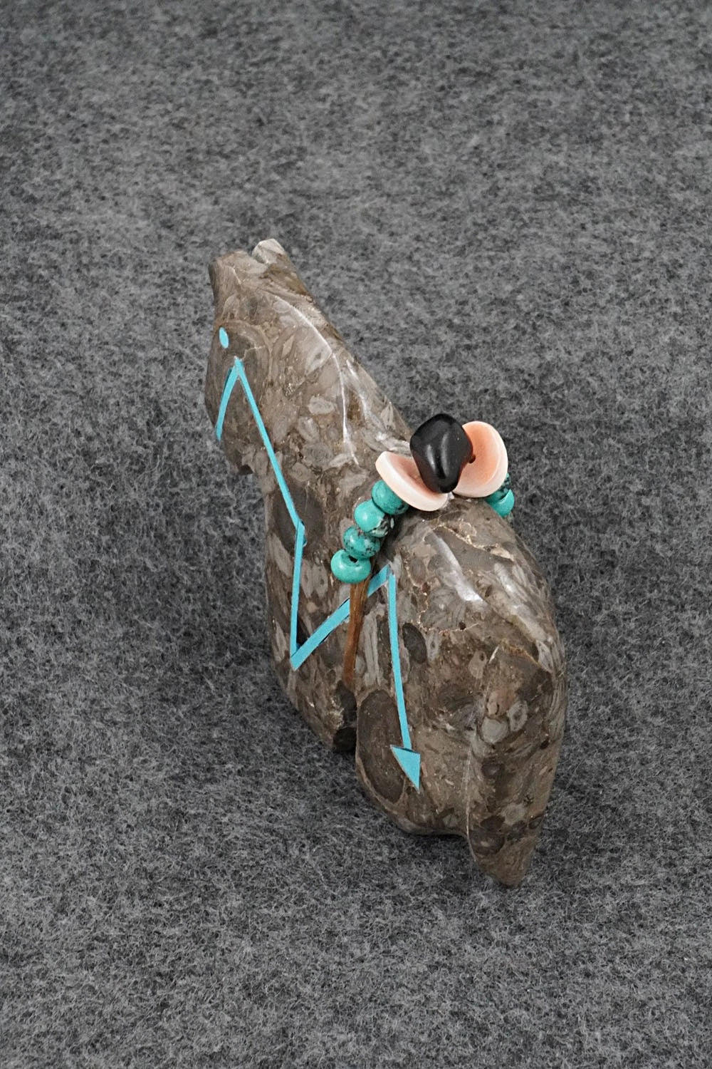 Horse Zuni Fetish Carving - Bernard Laiwekete