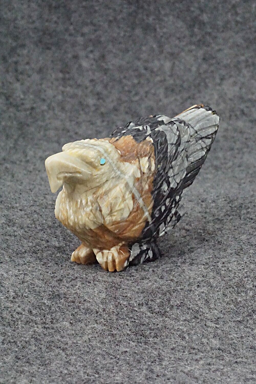 Eagle Zuni Fetish Carving - Tony Mackel