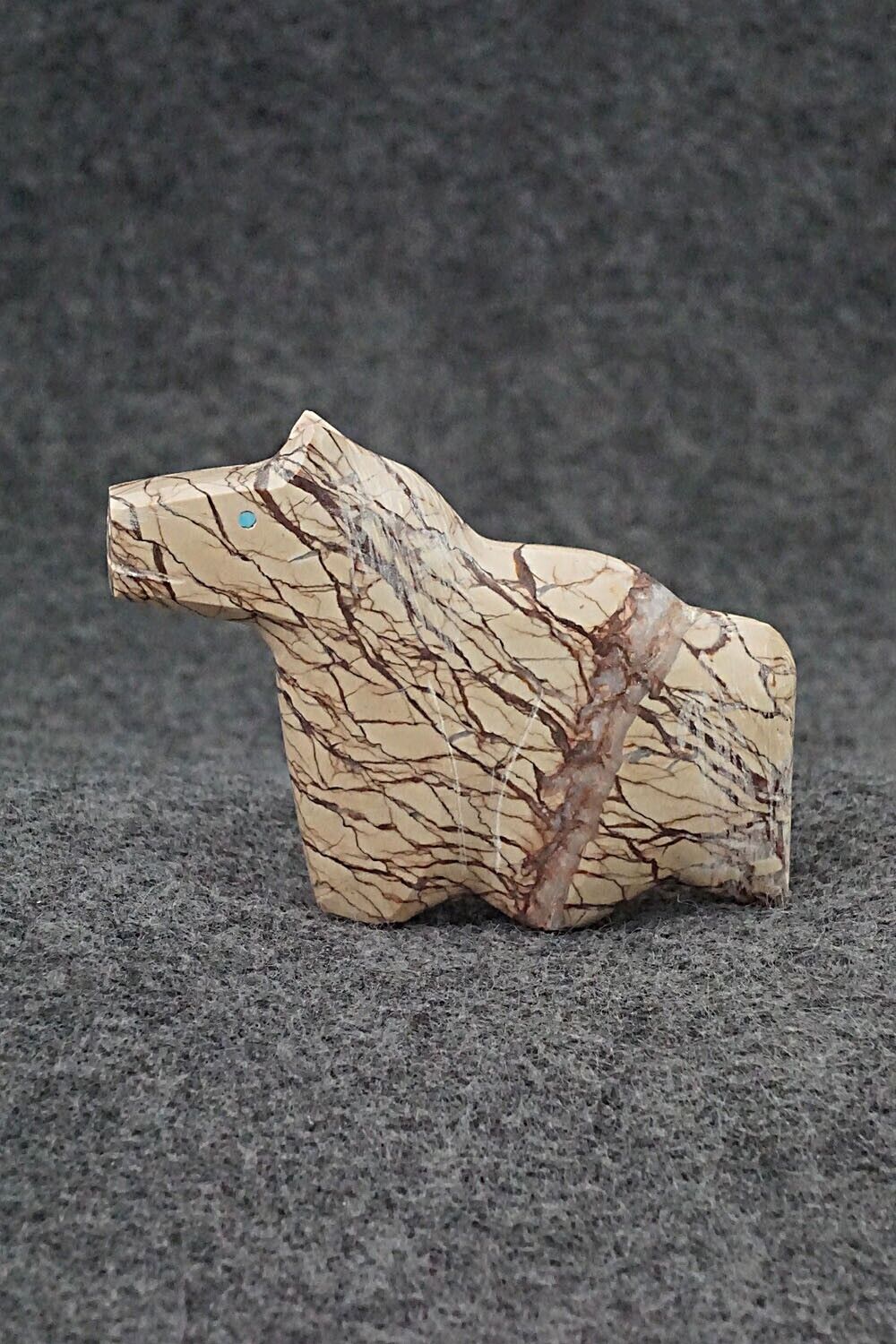 Horse Zuni Fetish Carving - Daphne Quam