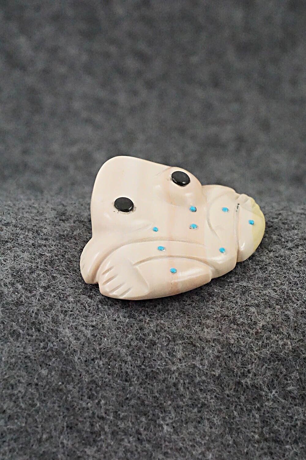 Frog Zuni Fetish Carving - Reynold Lunasee