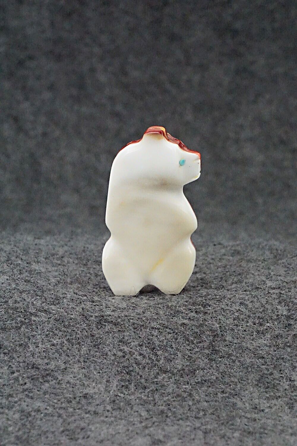 Bear Zuni Fetish Carving - Danny Lonjose