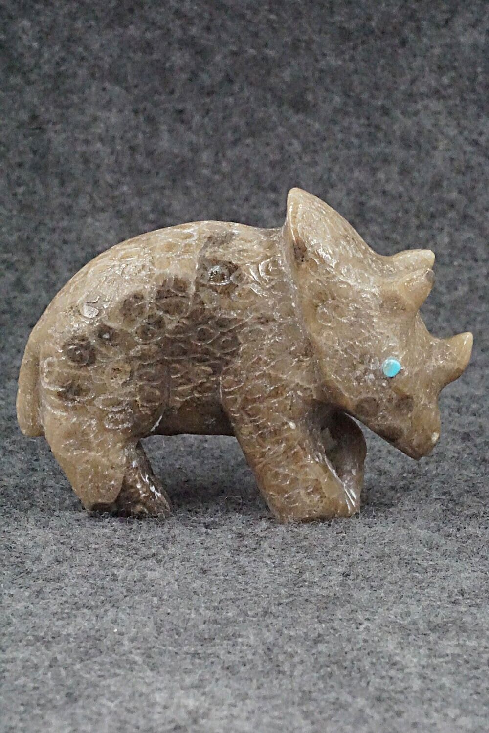 Triceratops Zuni Fetish - Derrick Kaamasee
