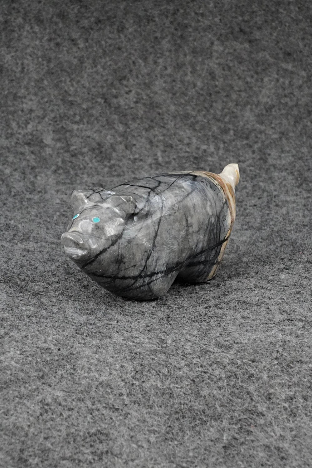 Pig Zuni Fetish Carving - Delvin Leekya