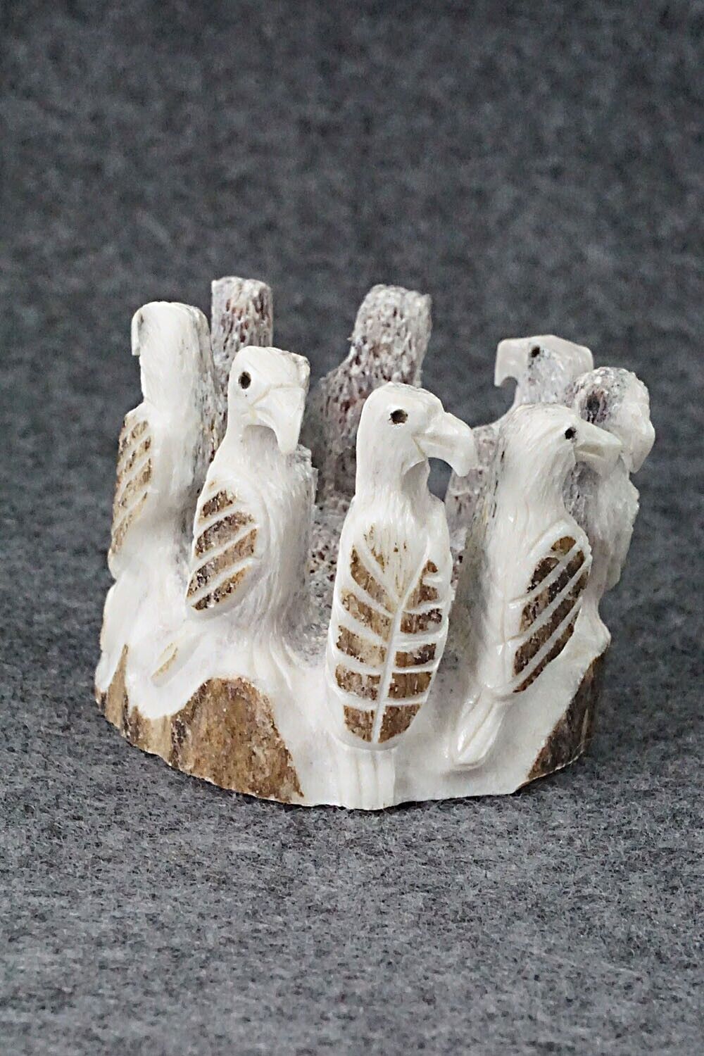 Eagles Zuni Fetish Carving - Chris Peina
