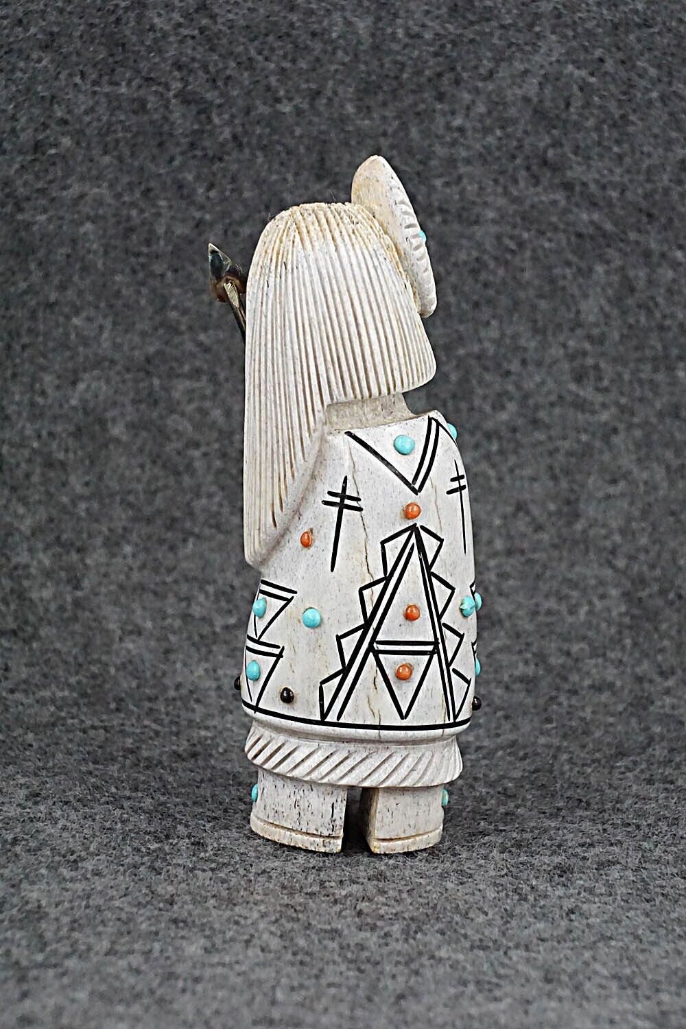 Hunter Zuni Fetish Carving - Claudia Peina