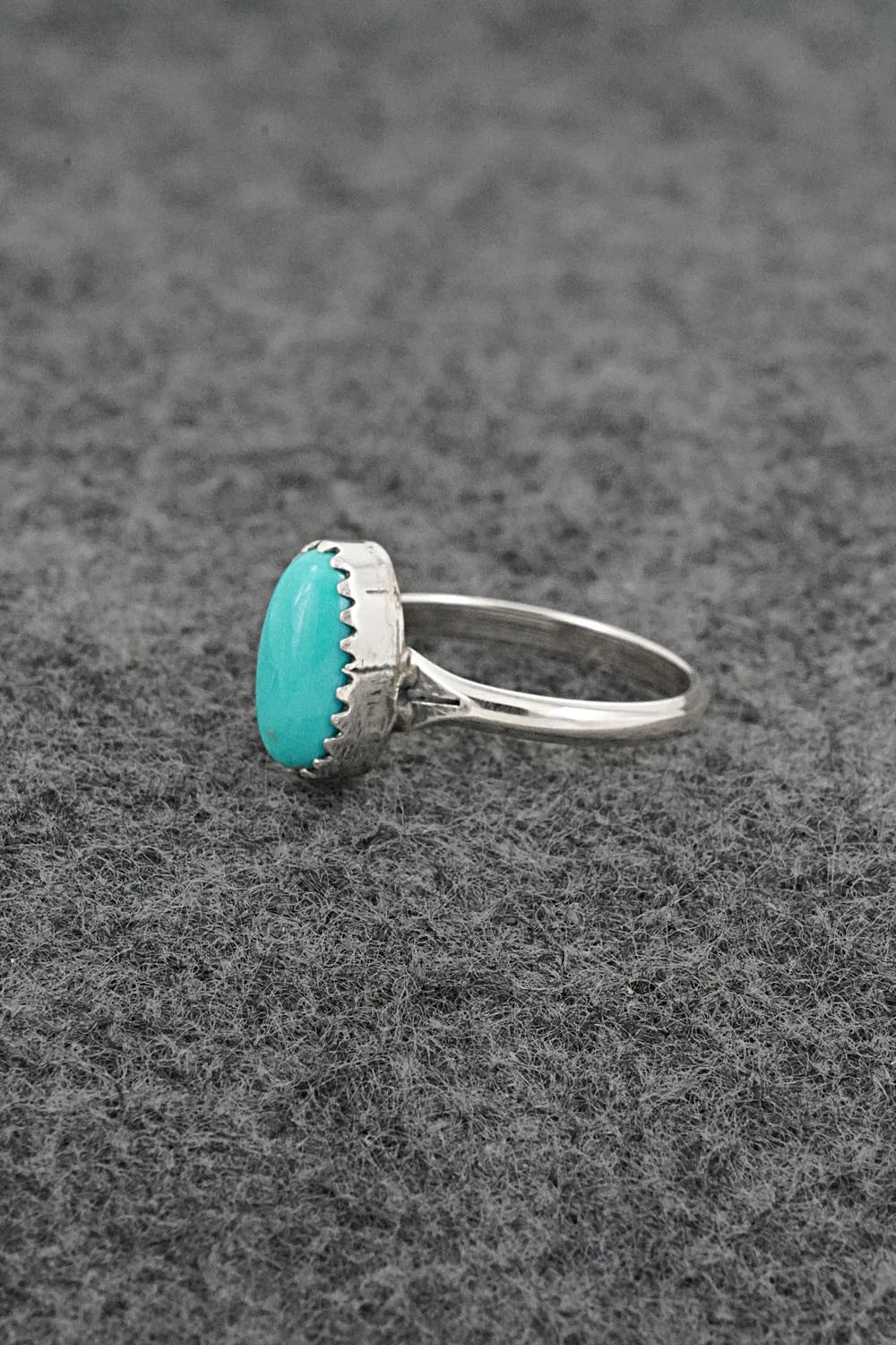 Turquoise & Sterling Silver Ring - Matthew Gordon - Size 6